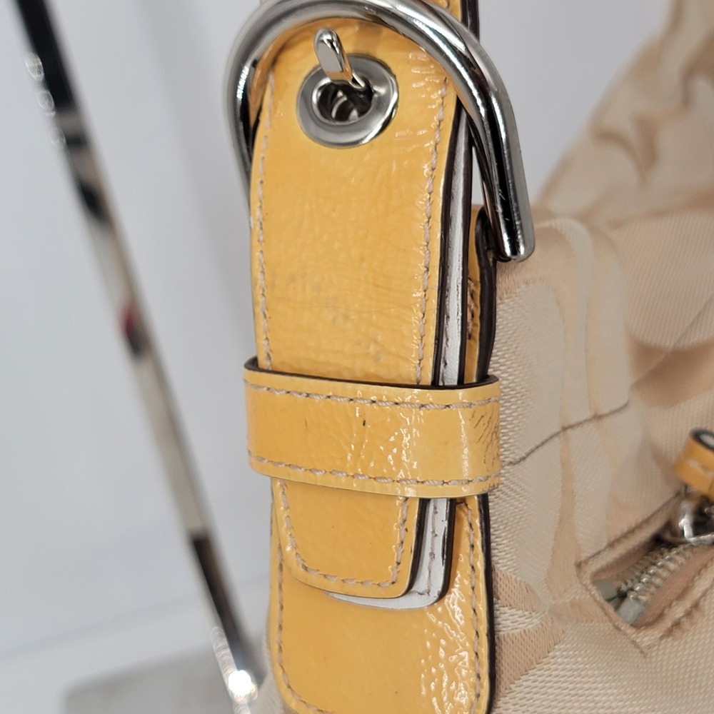 Coach Zoe Signature Jacquard Hobo Bag Tan Beige Yellow Patent Trim - Picture 7 of 16